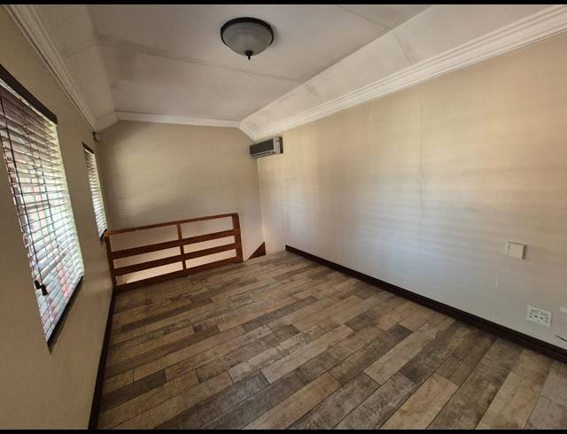 4 BEDROOM HOUSE FOR SALE IN VANDERBIJLPARK SW 5